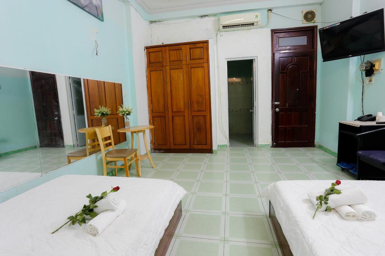 Oyo 1140 Hong Luc Khách sạn TP. Hồ Chí Minh