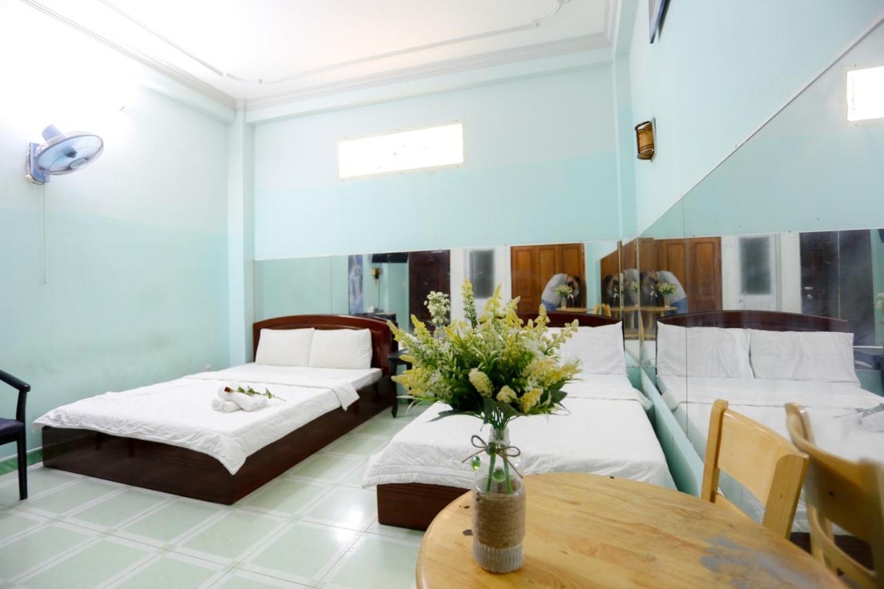 Oyo 1140 Hong Luc Khách sạn TP. Hồ Chí Minh