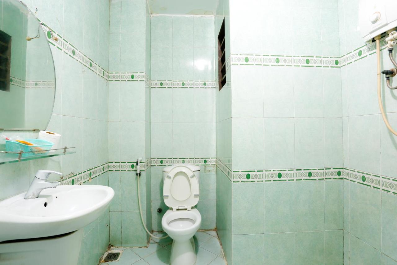 Oyo 1140 Hong Luc Khách sạn TP. Hồ Chí Minh